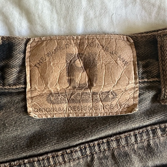Vintage Brown Jean Shorts - Picture 3 of 4